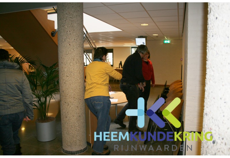 Opbouw tentoon stelling gemeentehuis 23-12-2009 Coll. P.Snip F0000018